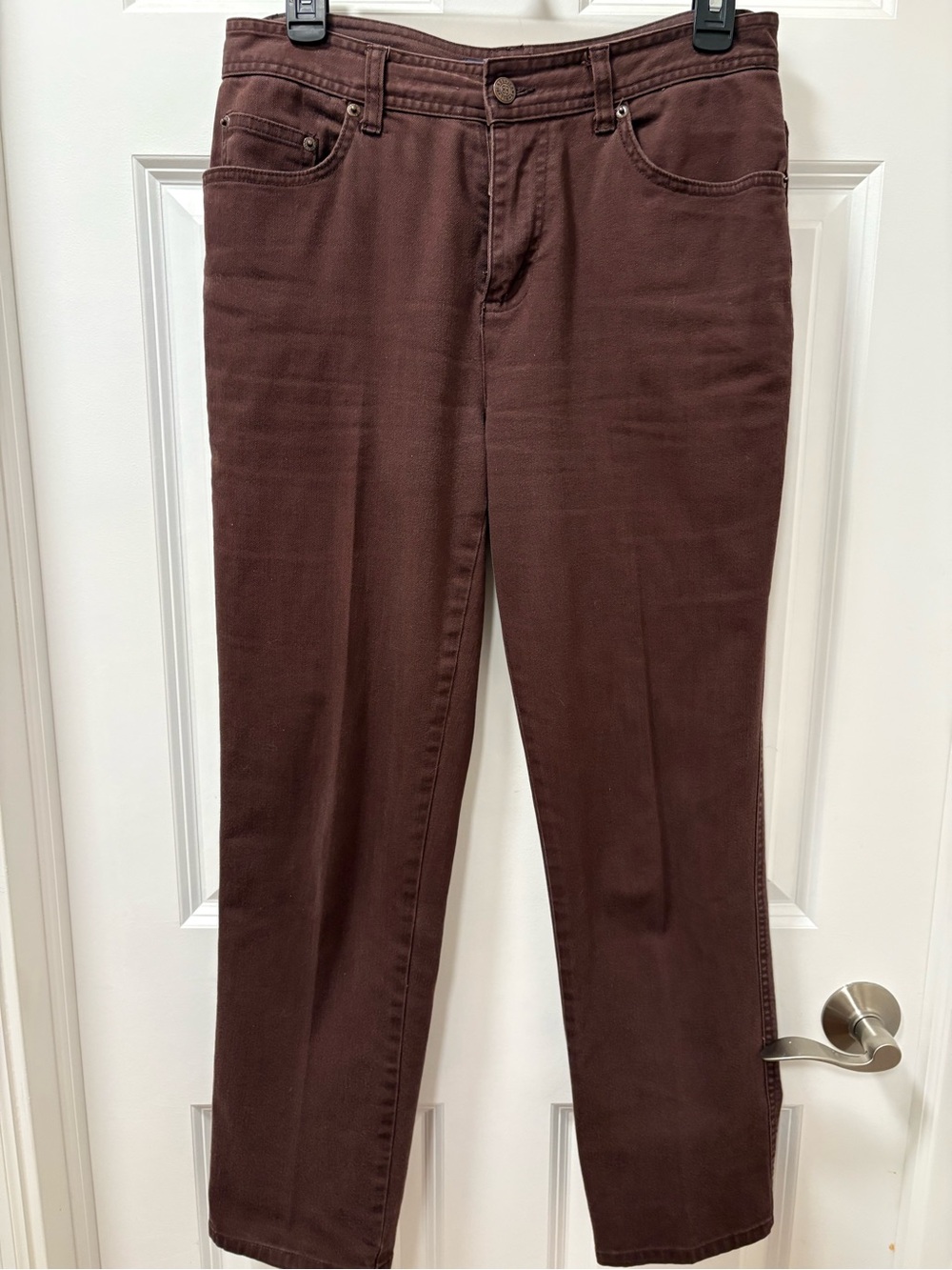 Bill Blass Stretch Classic Straight-Leg Jeans in Deep Brown, Size 8